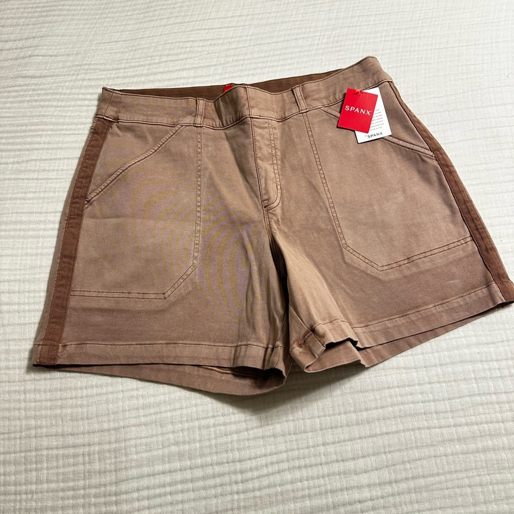 SPANX Twill Shorts Size XL